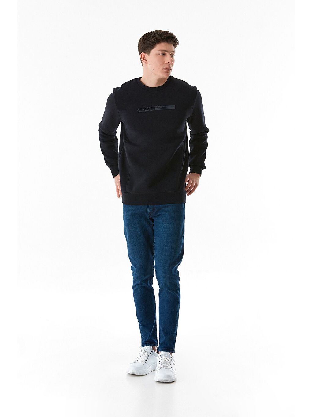Lacivert 3 İplik Kabartma Baskılı Bisiklet Yaka Sweatshirt-4