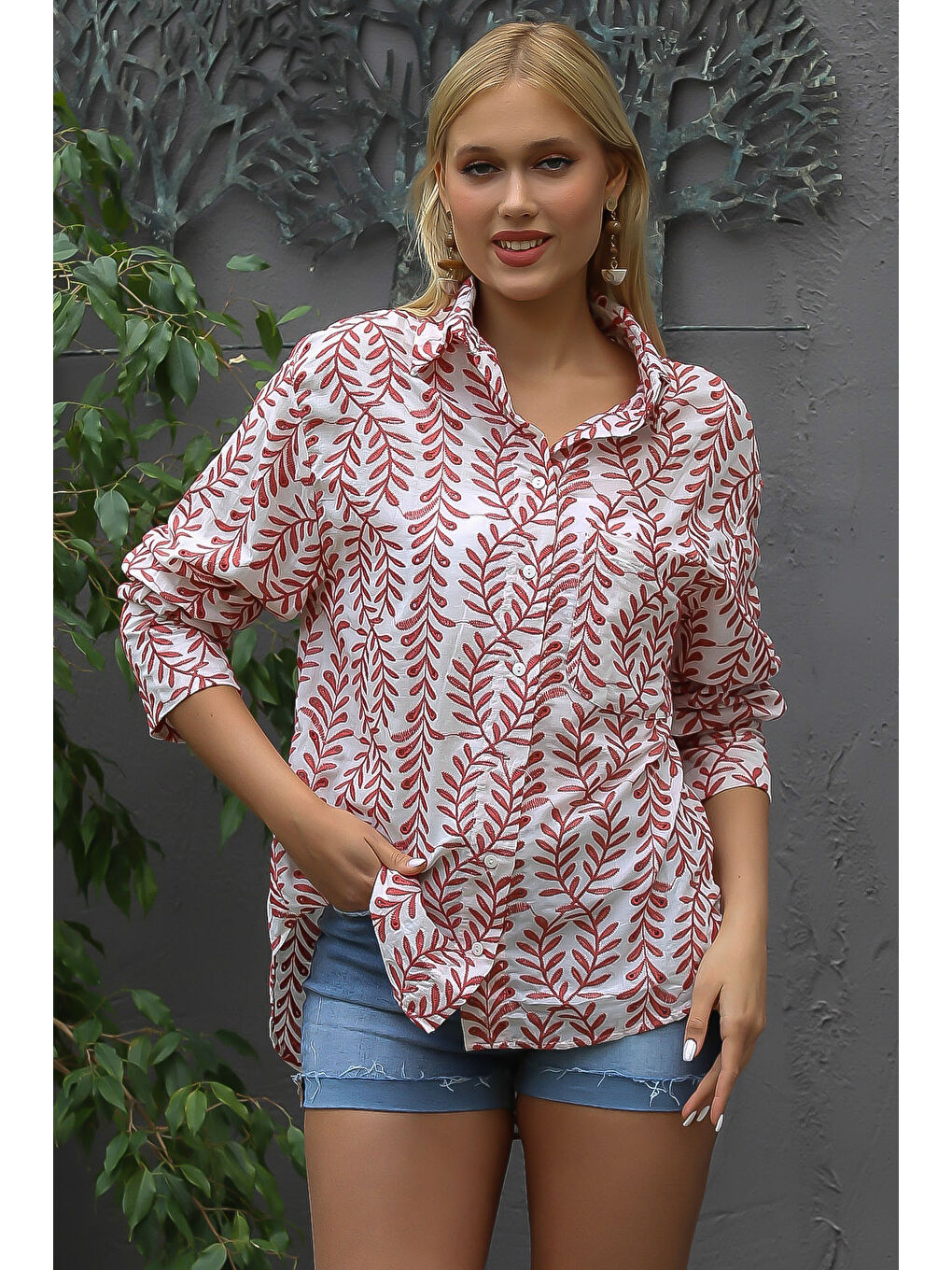 Mercan Gömlek Yaka 3/4 Kol Brodeli Dokuma Gömlek-5