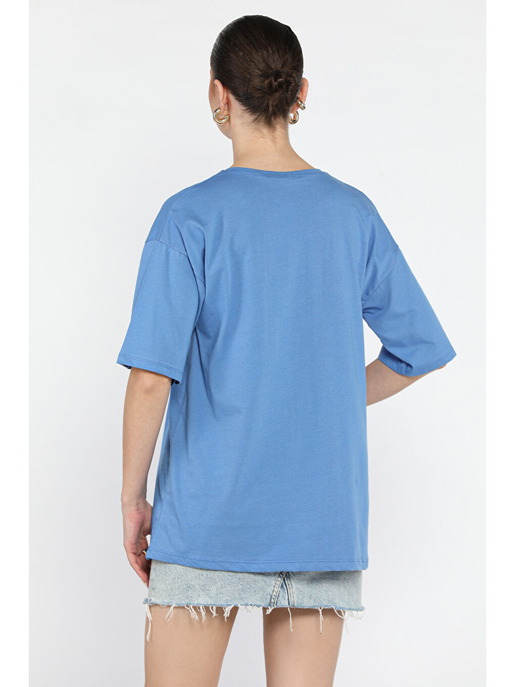 İndigo Leopar Desen Kurdele Baskılı Bisiklet Yaka Kadın Tişört-2