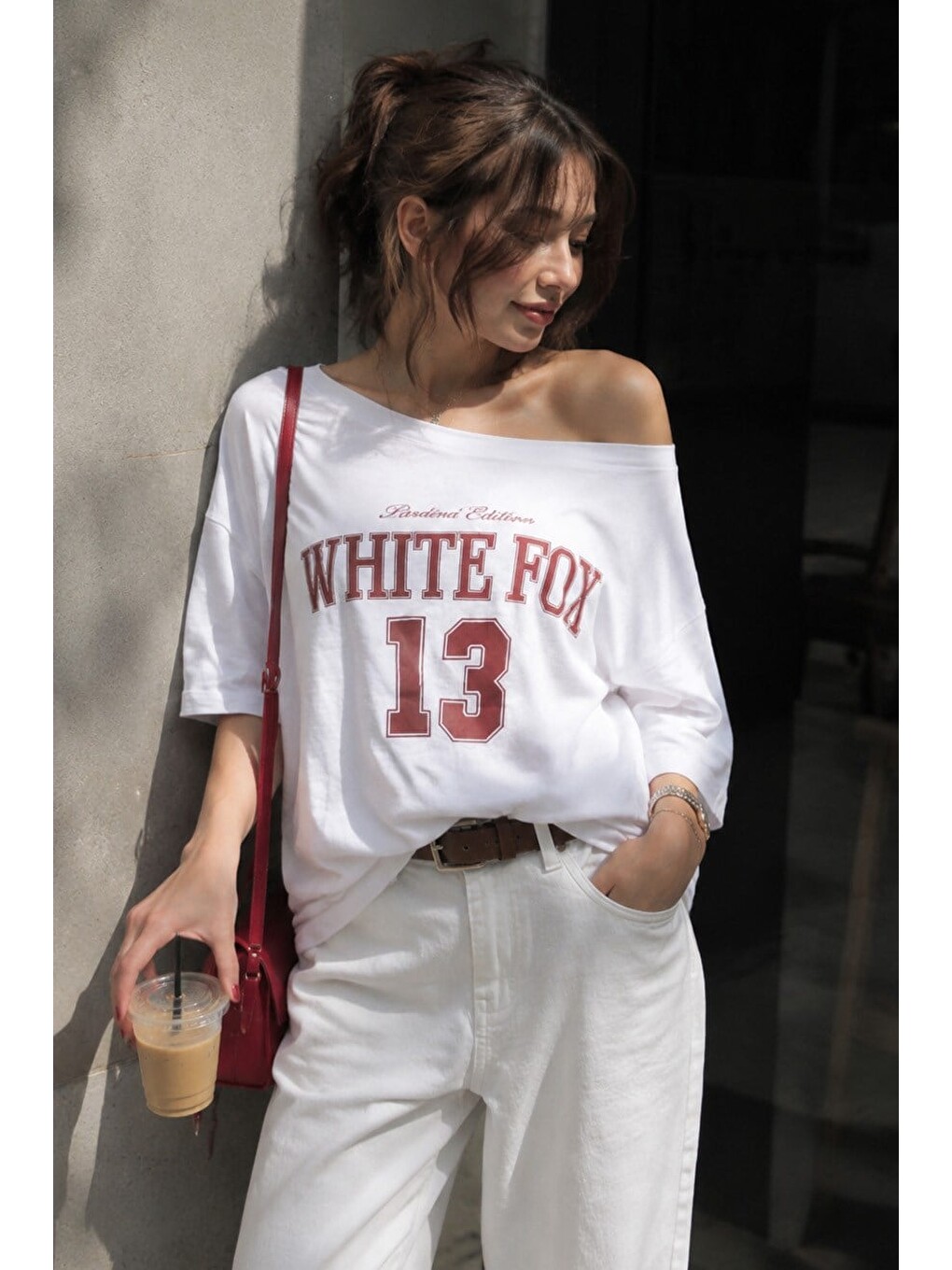 Beyaz Kayık Yaka Oversize Baskılı Tişört Mg2824-1
