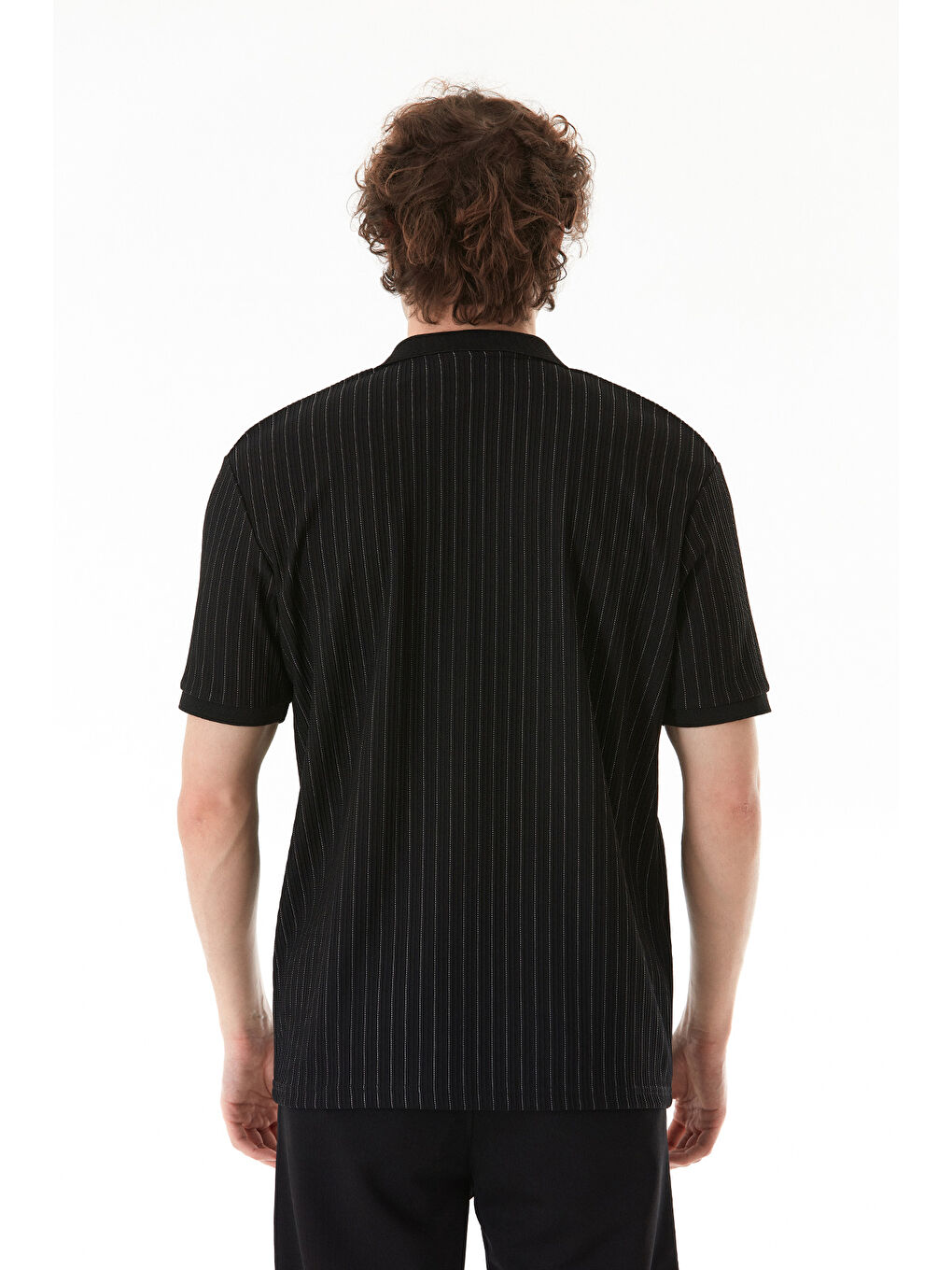 Siyah Jakarlı Polo Yaka Tişört-3