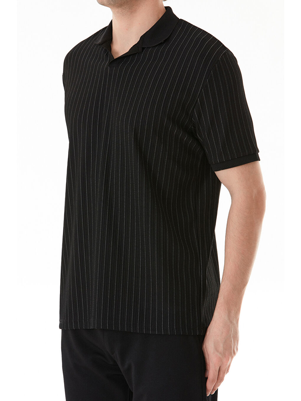 Siyah Jakarlı Polo Yaka Tişört-4