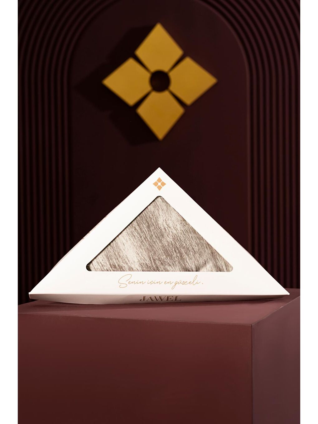 Bej Kadın Ceylan Desen Soft Şal-1