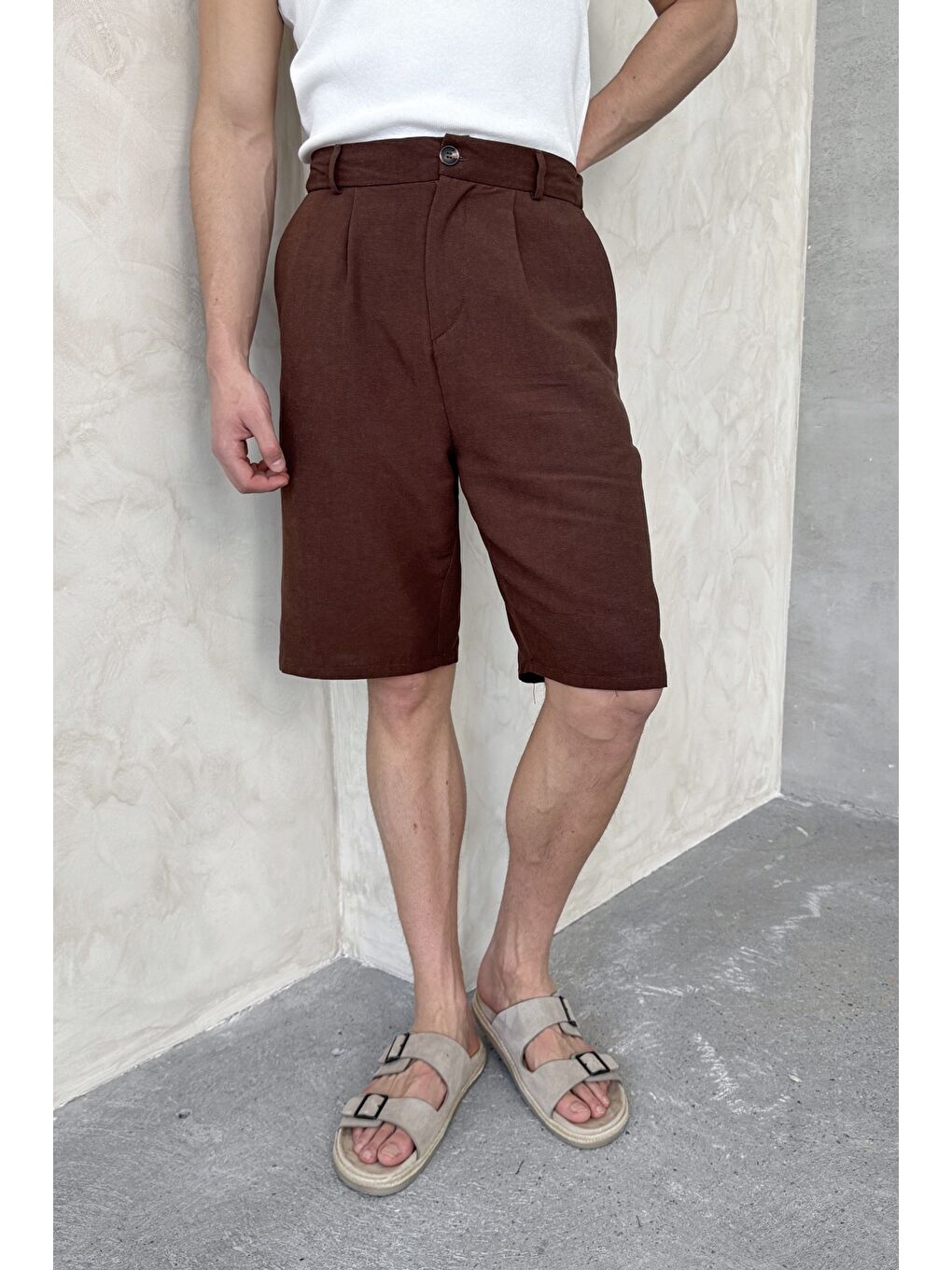 Kahverengi Erkek Pileli Baggy Keten Şort-1