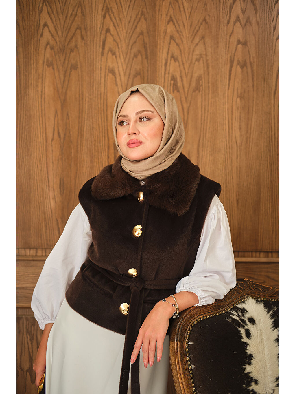 Kadın Yaka Kürklü Yelek Kahverengi-4