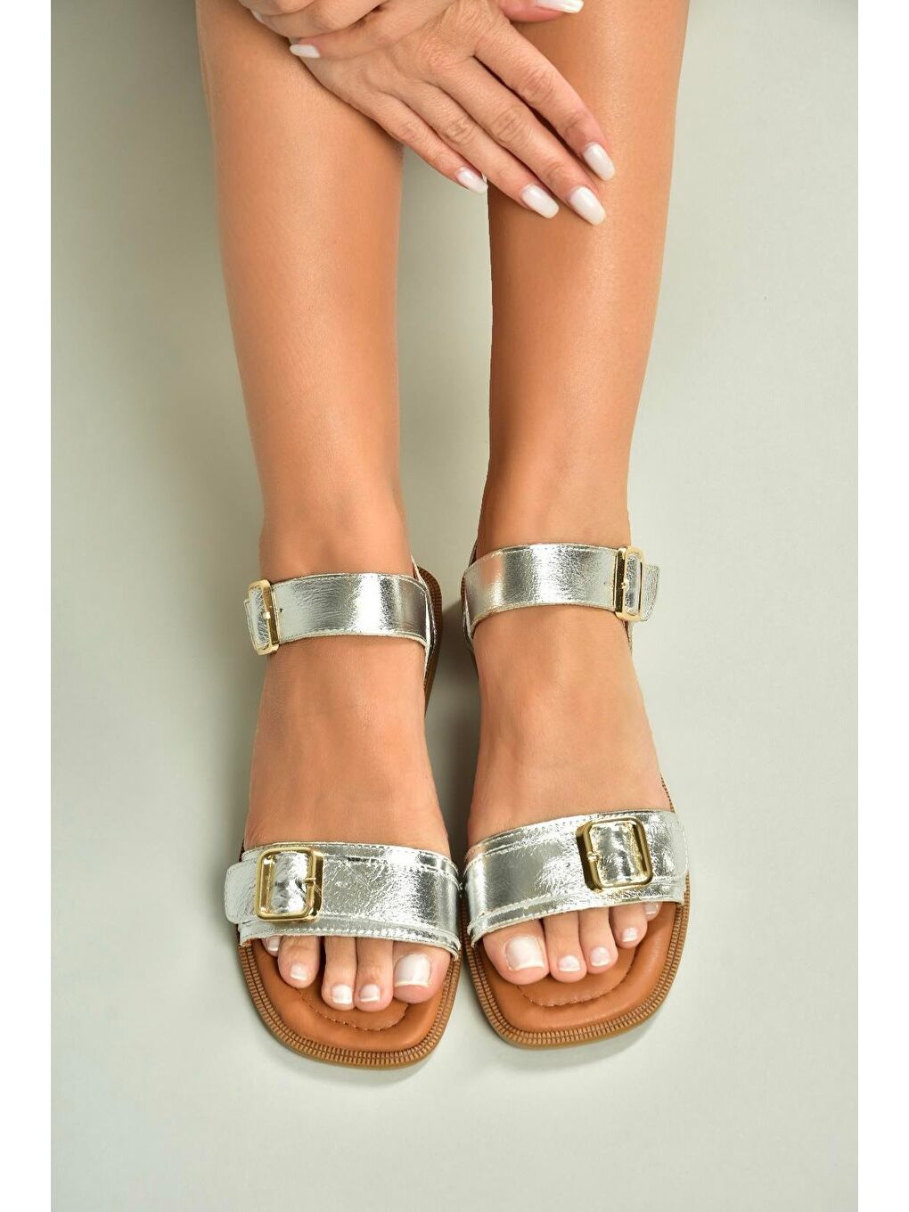 Gri Gümüş Kadın Sandalet U944834003-3