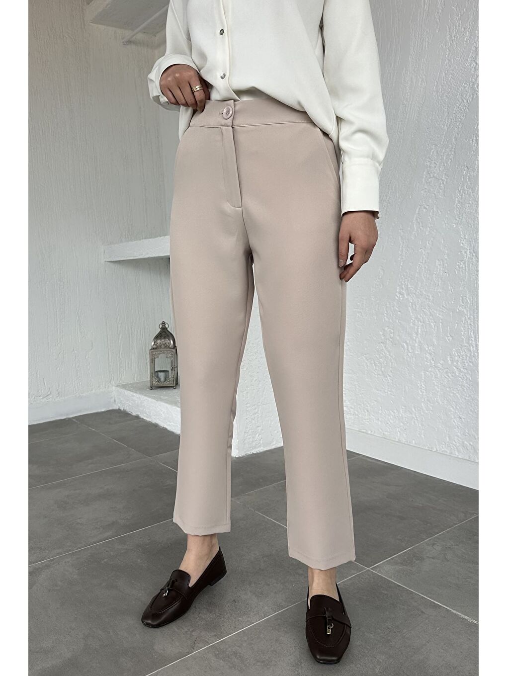 Bej Puane Bel Lastikli Yüksek Bel Tesettür Kumaş Pantolon-3