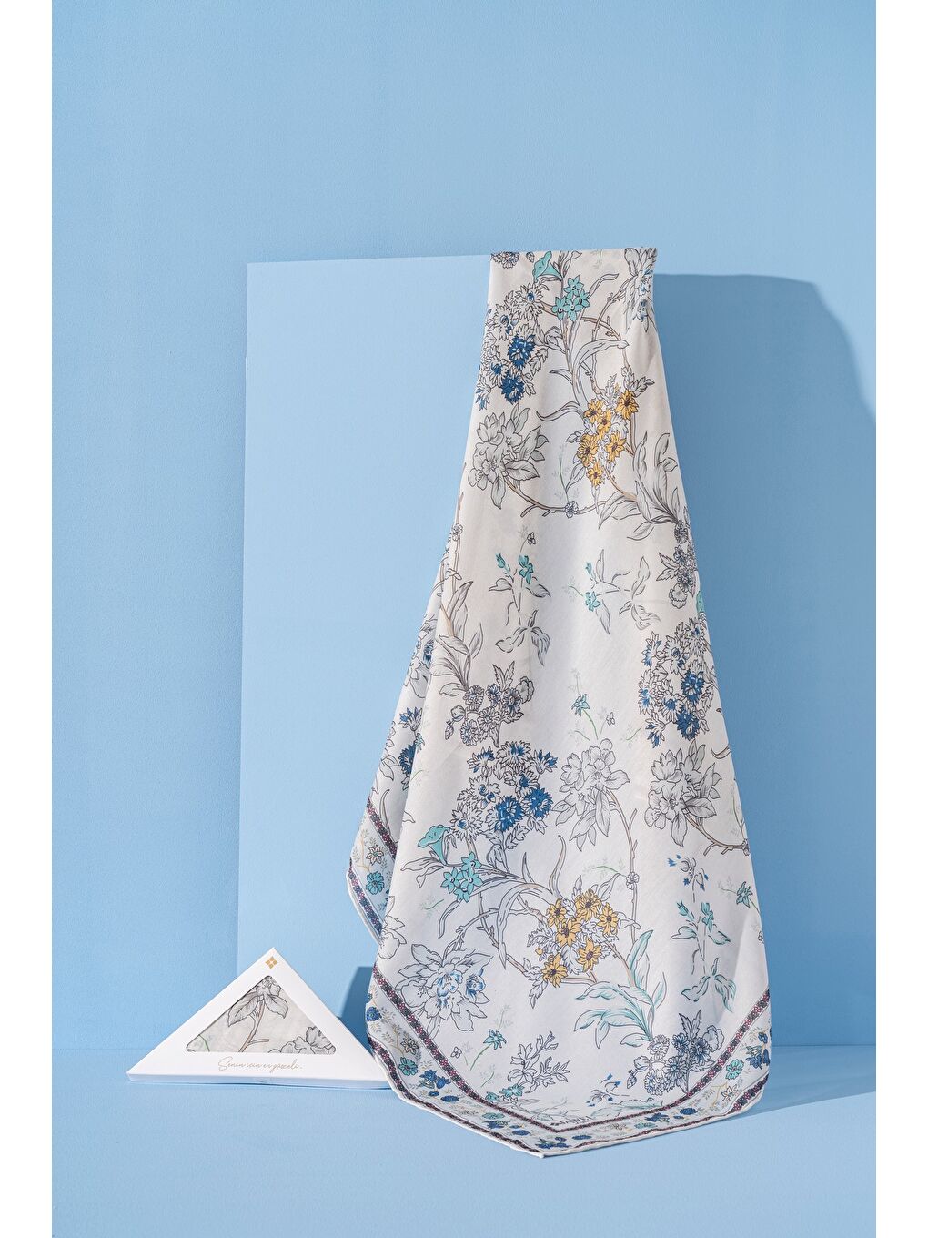 Mavi Kadın Spring Soft Limira Eşarp