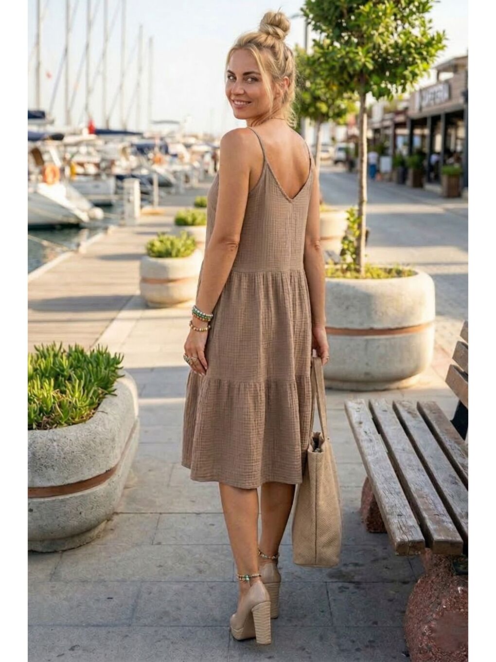 Kahverengi Açık Kahve Askılı Eteği Fırfırlı Ayarlanabilir Askılı Casual Müslin Dokuma Elbise 98 55-3