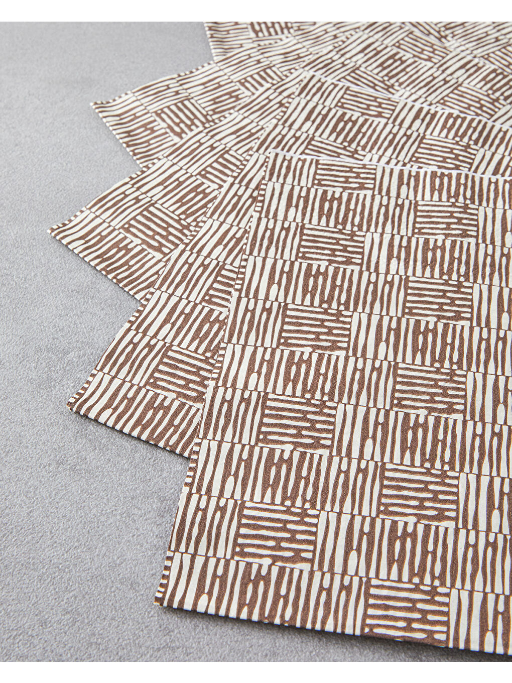 Straw Line Kağıt 20'li Kağıt Peçete 33x33 cm Kahverengi-1