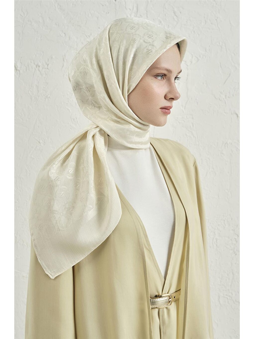 Ekru Floş Pamuk Eşarp 1 06-2