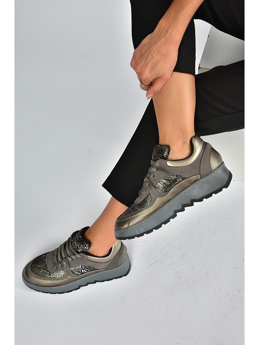 Gri Kadın Spor V820720309-3