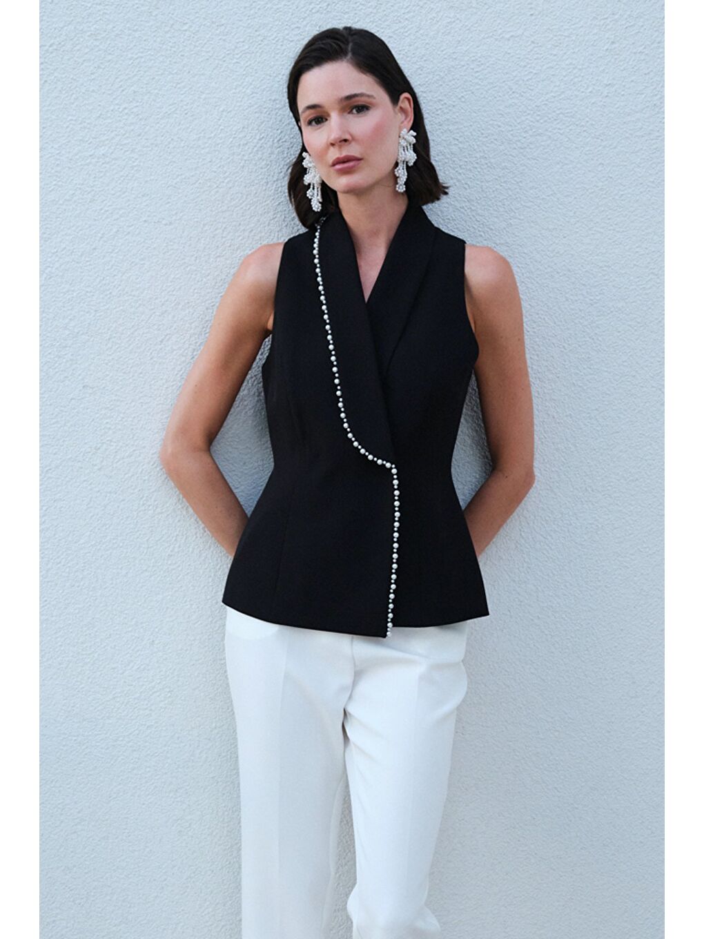İnci Detaylı Yelek - Siyah