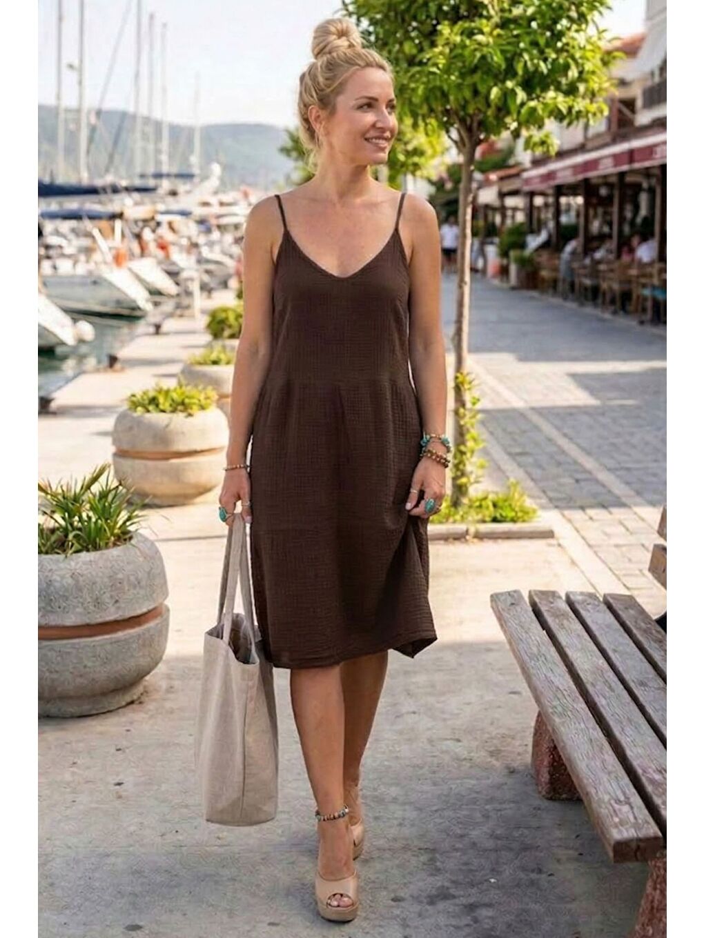 Kahverengi Askılı Eteği Fırfırlı Ayarlanabilir Askılı Casual Müslin Dokuma Elbise 98 55-2