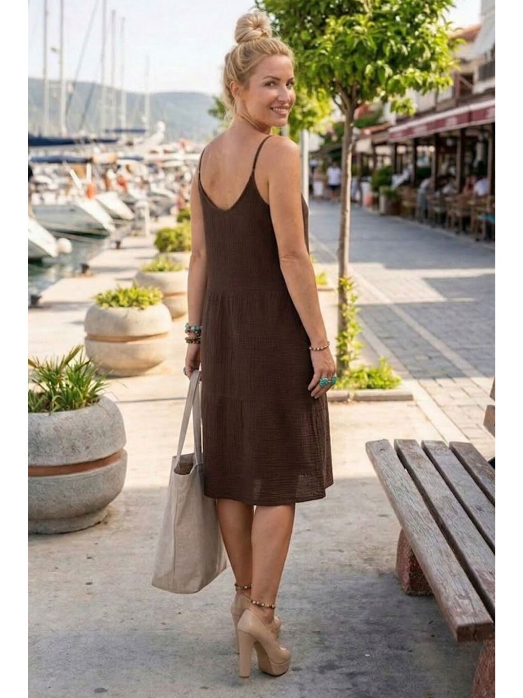 Kahverengi Askılı Eteği Fırfırlı Ayarlanabilir Askılı Casual Müslin Dokuma Elbise 98 55-3