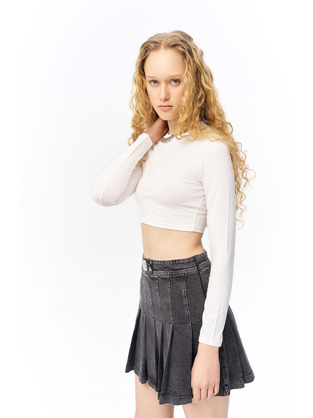 Bisiklet Yaka Uzun Kol Basic Crop Tişört Ekru-2