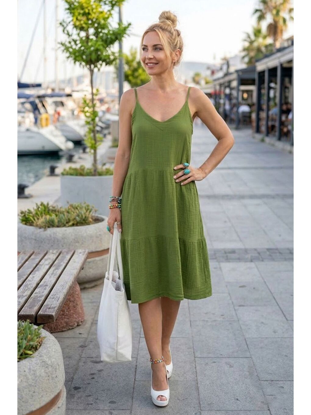 Yeşil Askılı Eteği Fırfırlı Ayarlanabilir Askılı Casual Müslin Dokuma Elbise 98 55-1