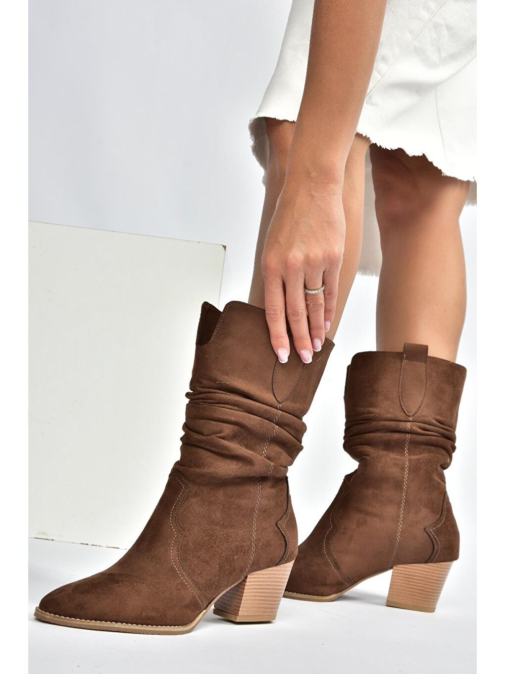 Kahverengi Kadın Bot J404040002
