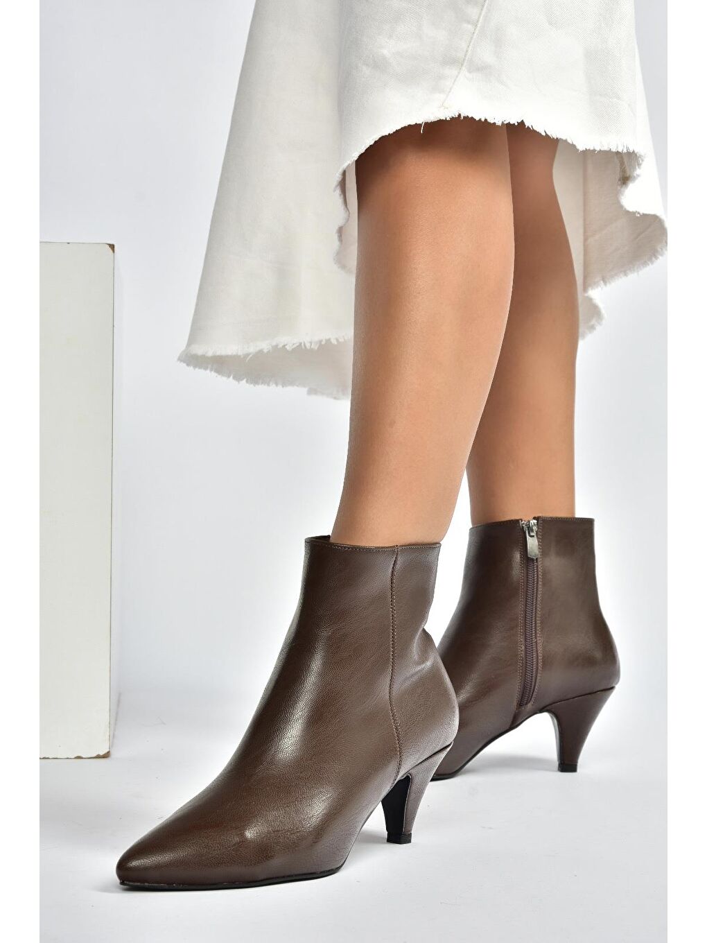 Kahverengi Kadın Bot R404710009-2