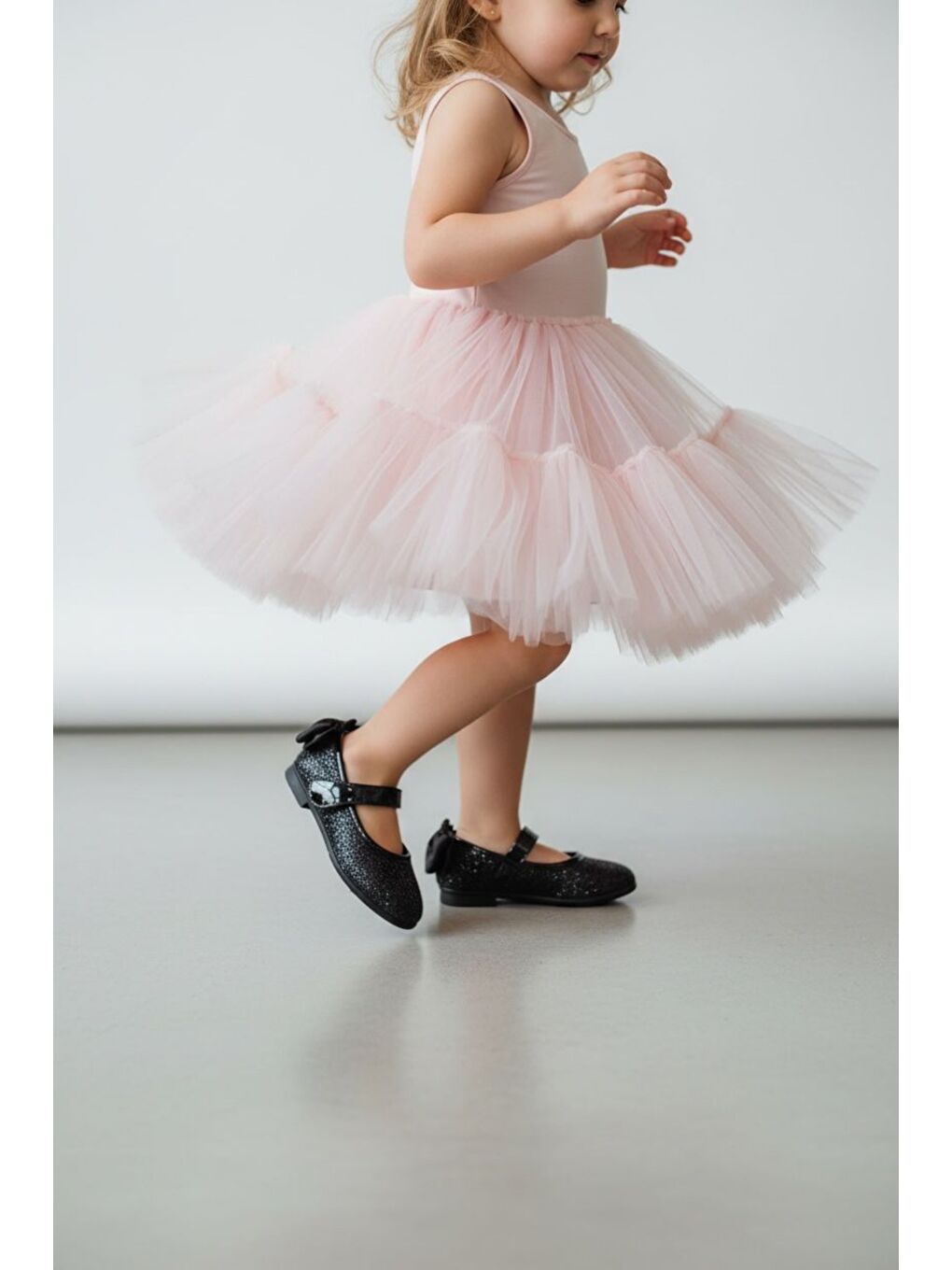 Siyah Kız Çocuk Babet