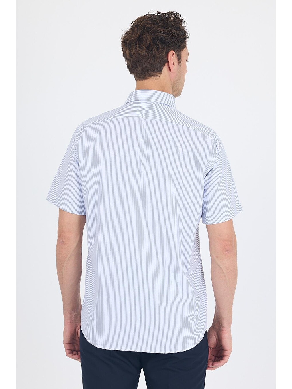 Koyu Lacivert Sert Yaka Kısa Kol Cepli Comfort Fit Cls Gömlek 1004250259-4
