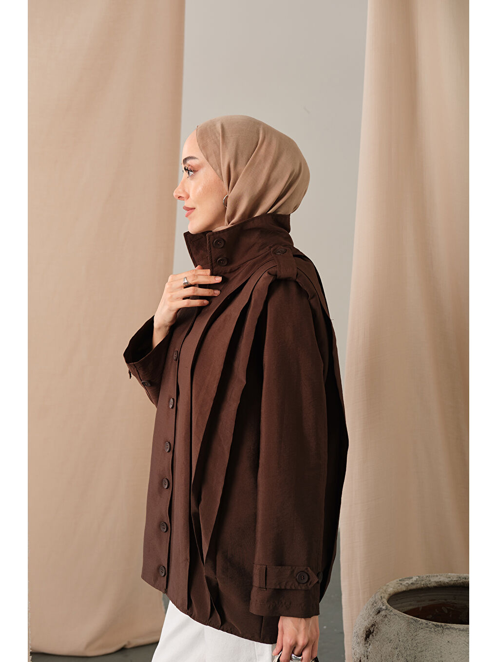 Kadın Önü Pile Detaylı Gömlek Kahverengi-4