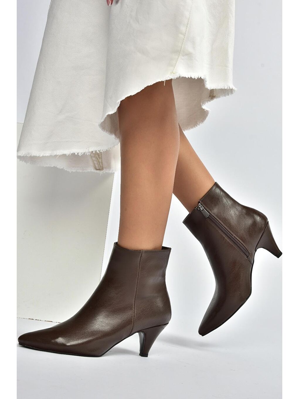 Kahverengi Kadın Bot R404710009-3