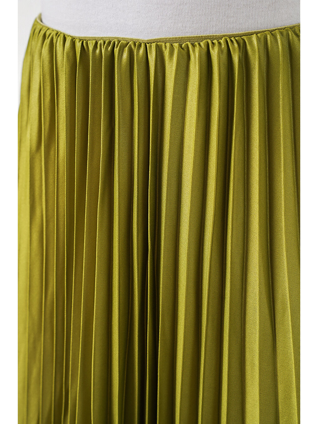 8009 Deri Görünümlü Piliseli Etek - Yağ Yeşil-5