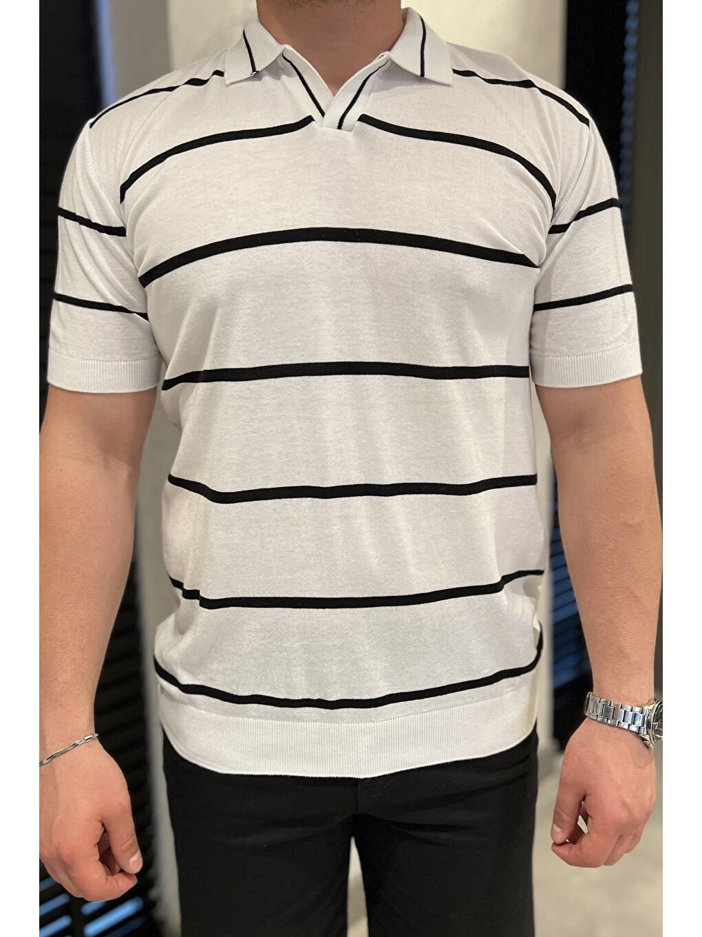 Beyaz Erkek Polo Yaka Çizgi Desenli Triko Tişört-3