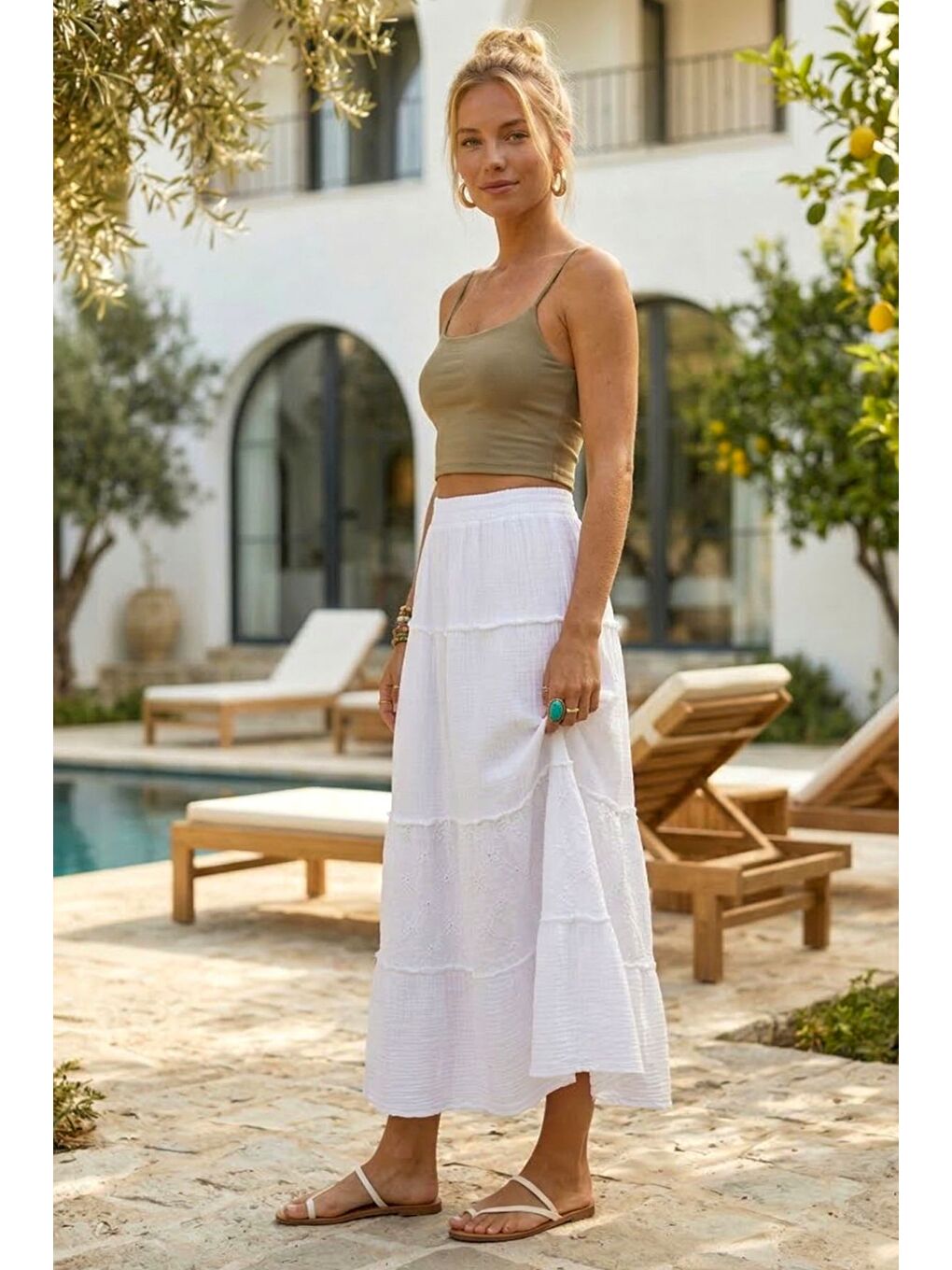 Beyaz Eteği Fırfırlı Fistolu Kat Kat Casual Müslin Standart Dokuma Etek 94 65-3