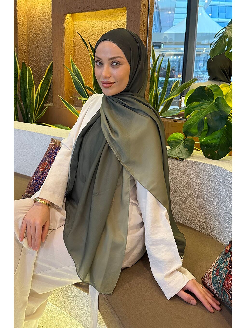 Degrade Desen Soft Şal Haki-1