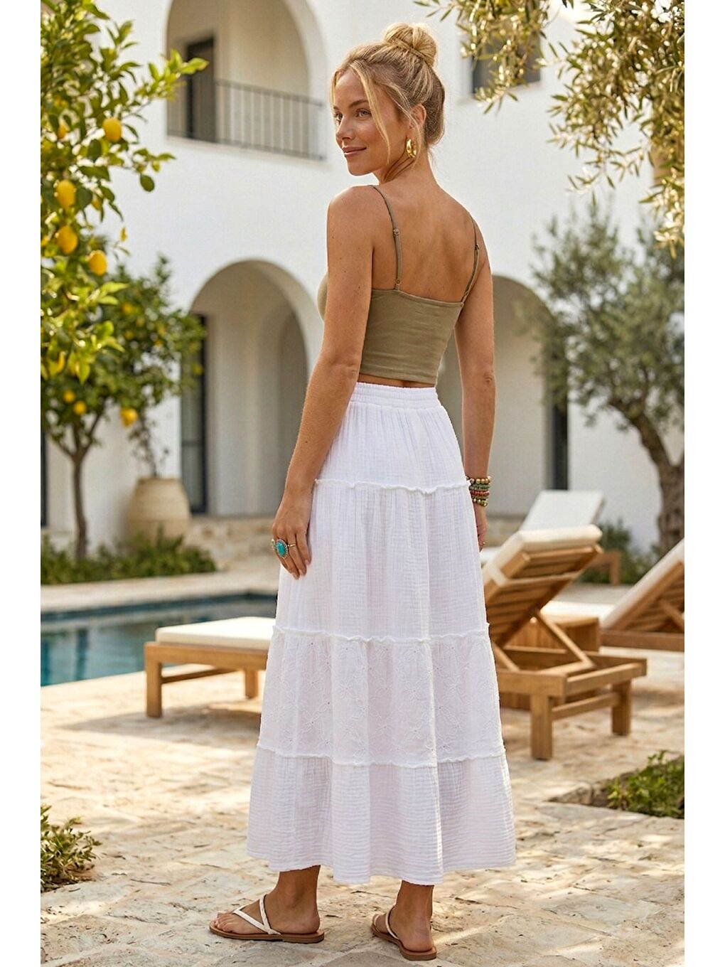 Beyaz Eteği Fırfırlı Fistolu Kat Kat Casual Müslin Standart Dokuma Etek 94 65-4