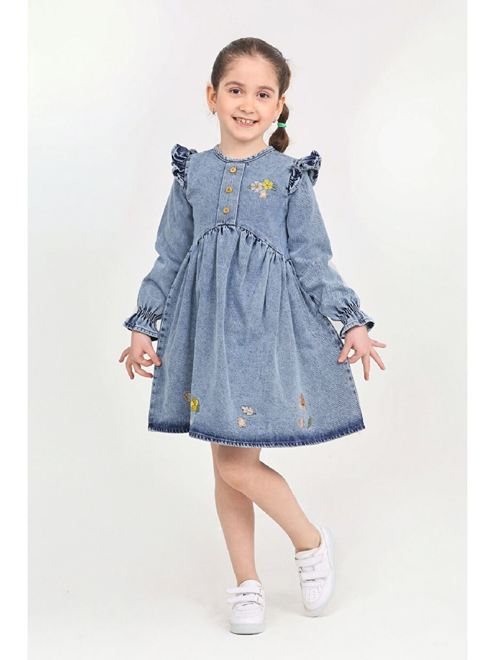 İndigo Kız Çocuk Omuz Fırfırlı Papatya Nakışlı Jean Elbise 2-12 Yaş 12570