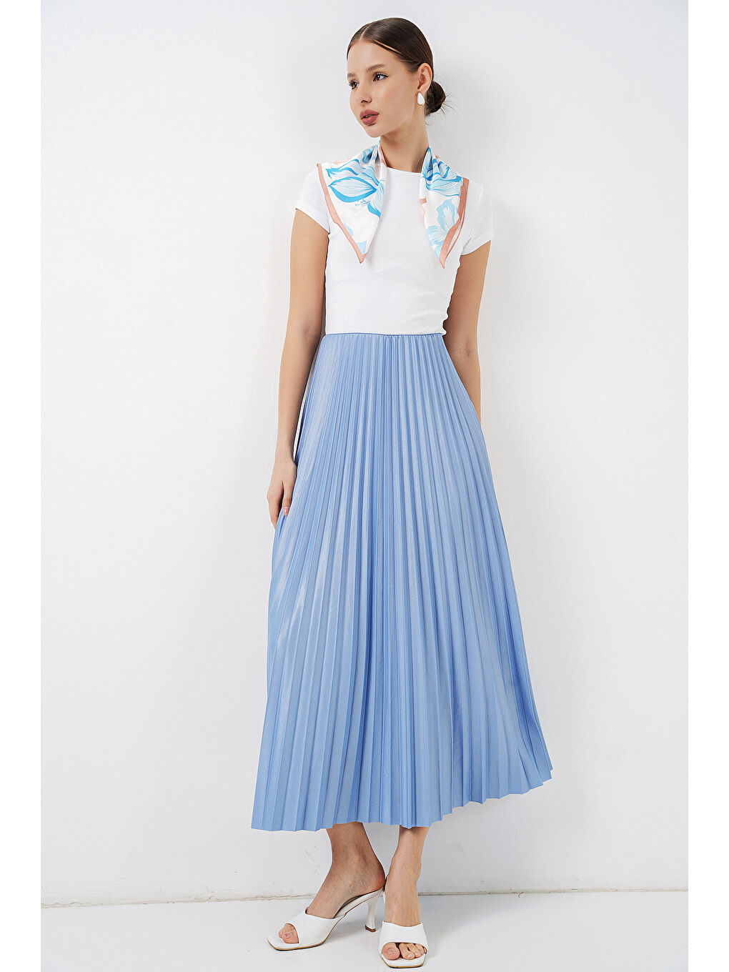 8009 Deri Görünümlü Piliseli Etek - Mavi-5