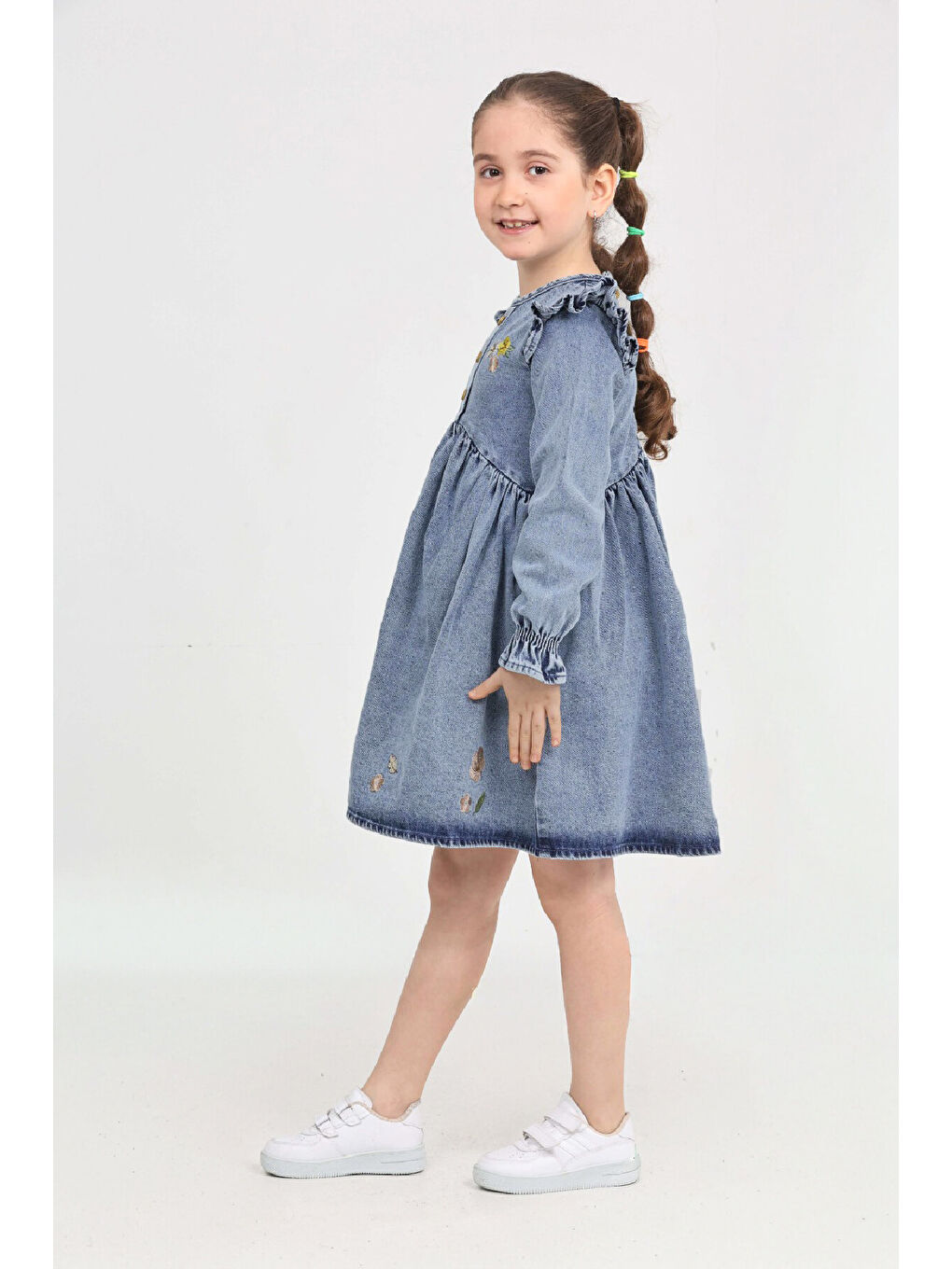 İndigo Kız Çocuk Omuz Fırfırlı Papatya Nakışlı Jean Elbise 2-12 Yaş 12570-2