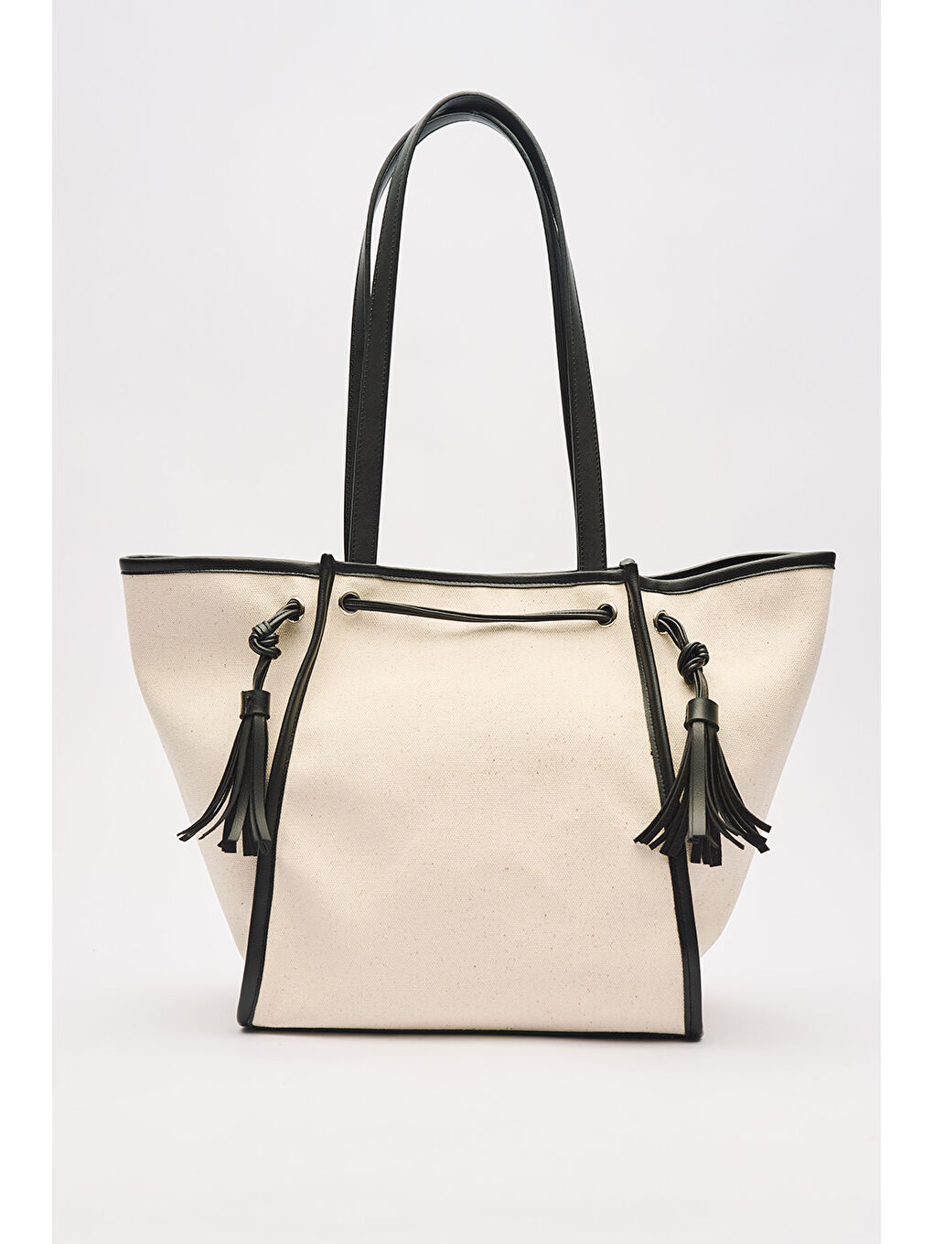 Kanvas Püsküllü Cıty Çanta Siyah