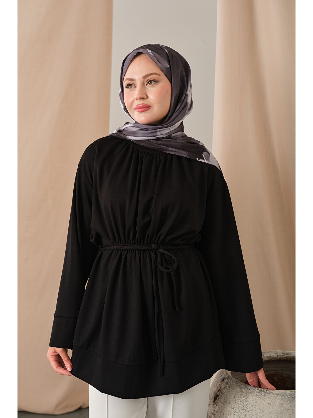 Kadın Beli Lastikli Tunik Siyah