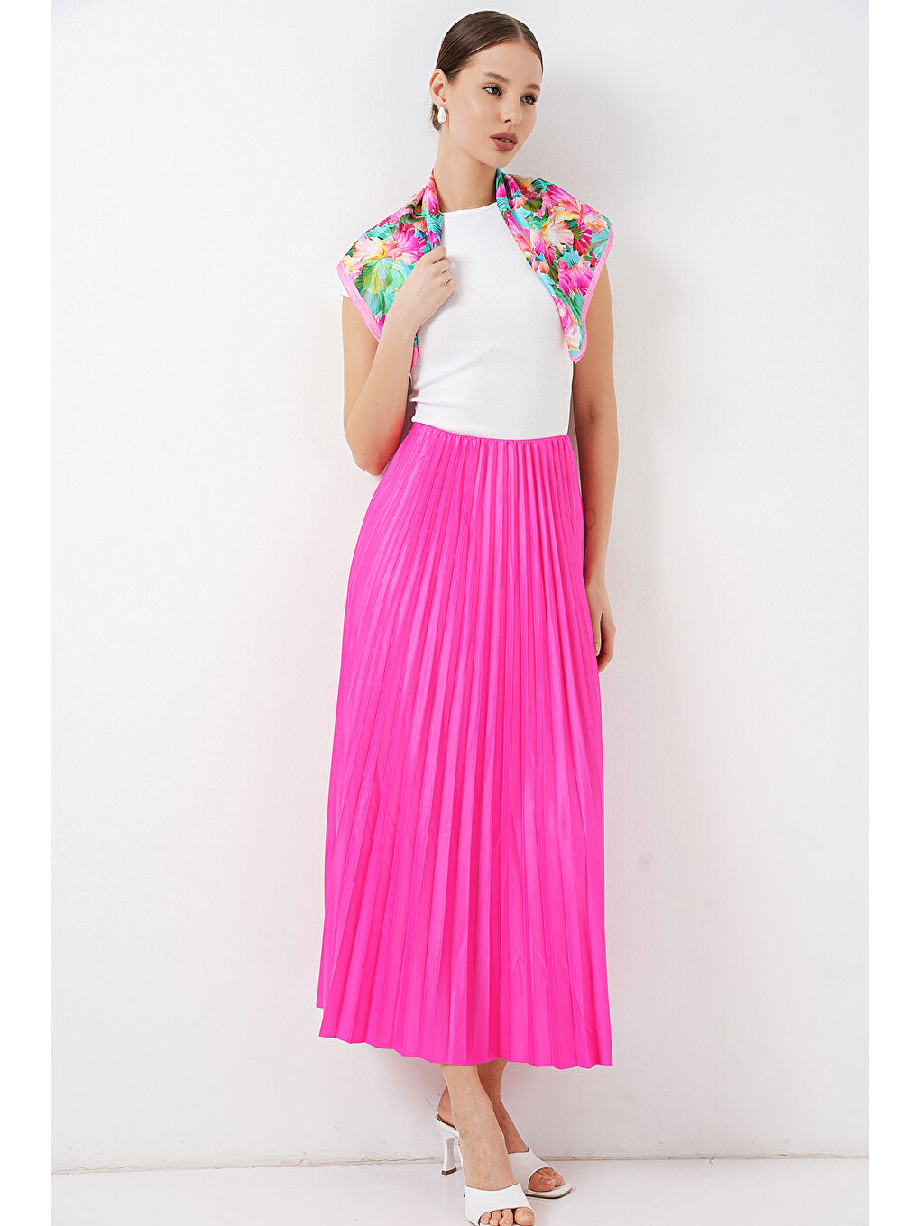 8009 Deri Görünümlü Piliseli Etek - Fuşya-4