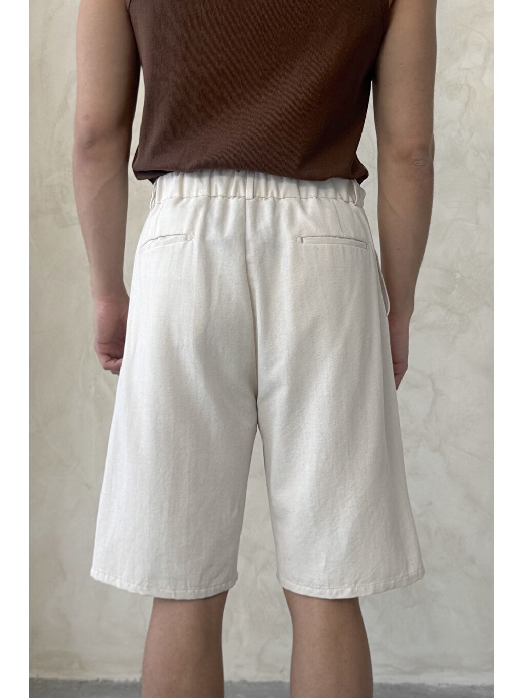 Ekru Erkek Pileli Baggy Keten Şort-5