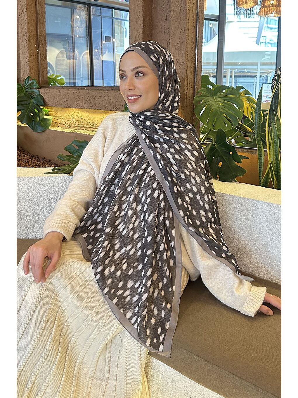 Bej Ceylan Desen Soft Şal Vizonrengi-2