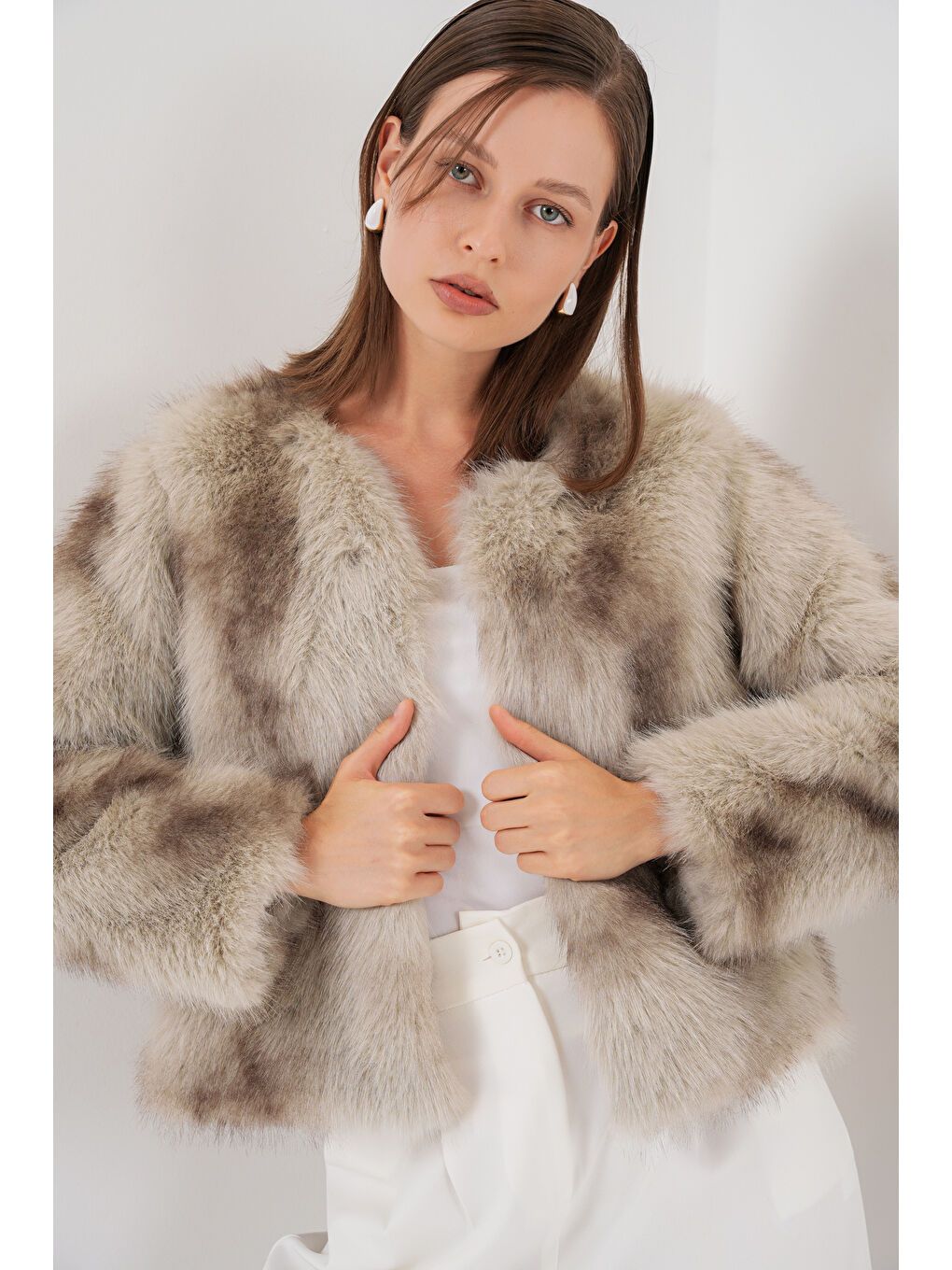 Kadın Pelüş Kürk Mont 5225 - Bej