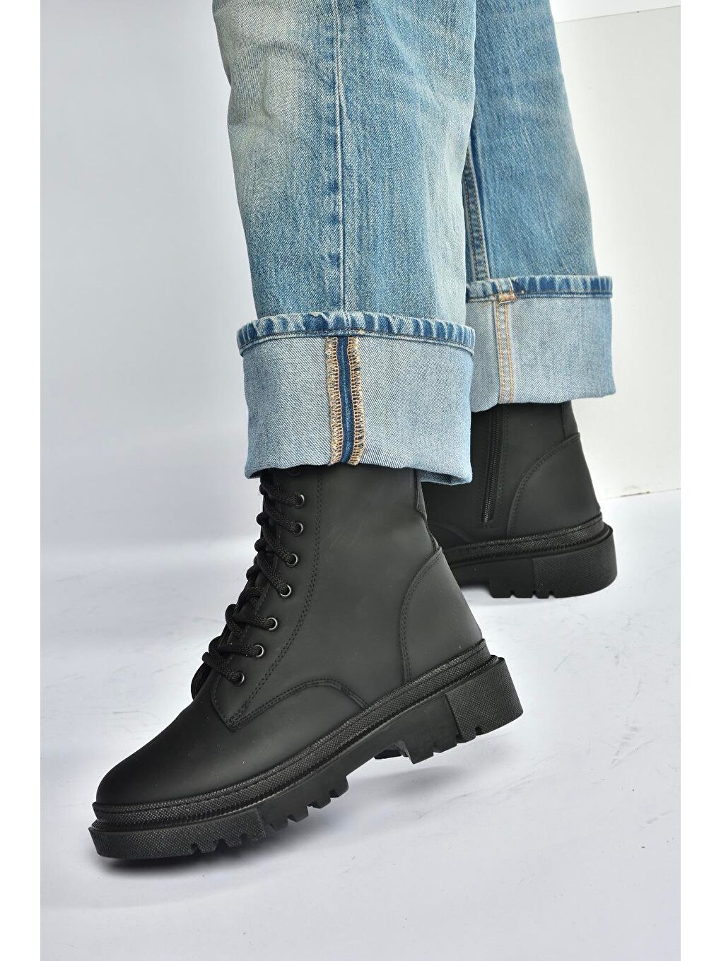 Siyah Kadın Bot V973192401-2