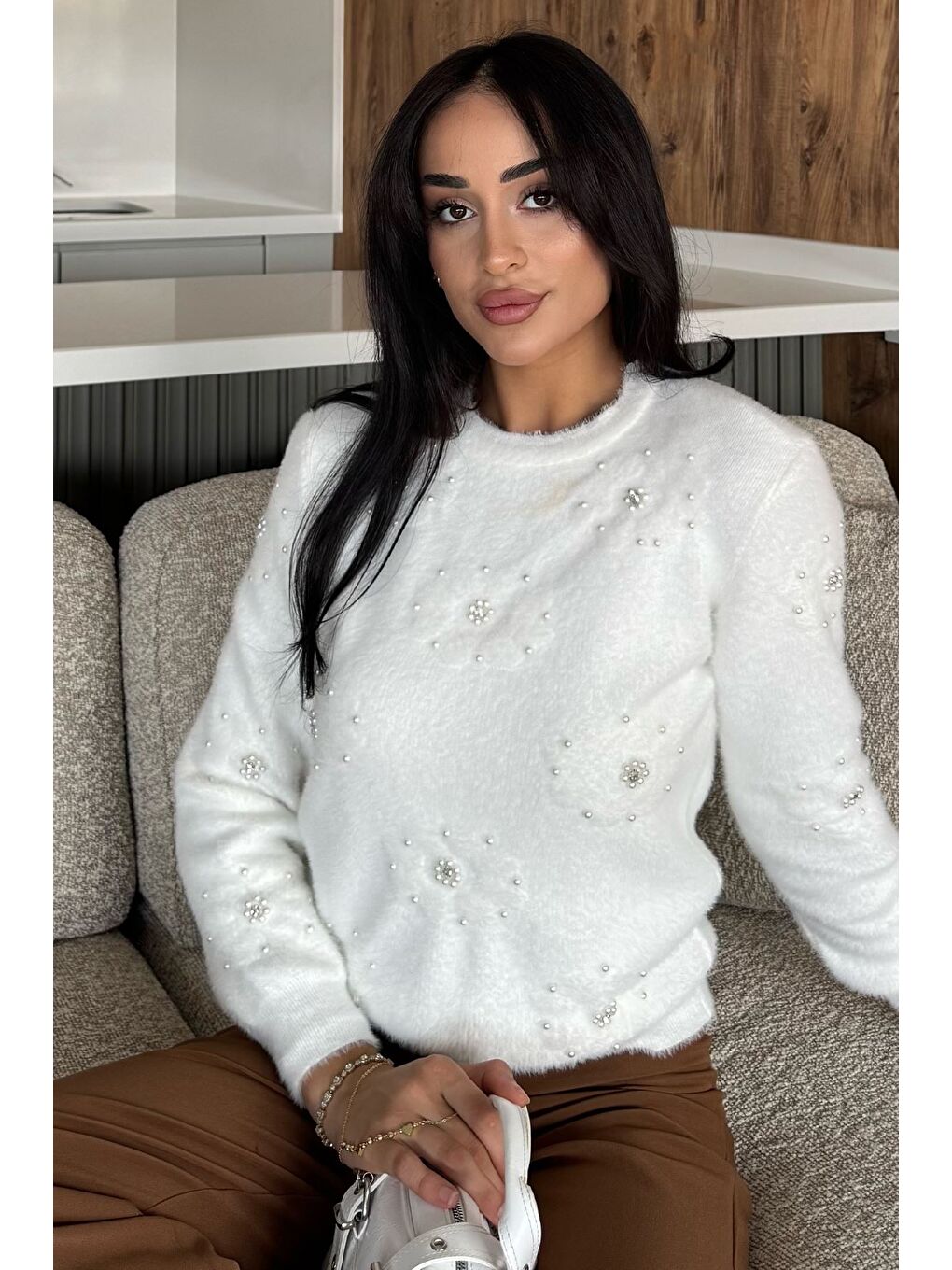 Bej Kadın Çiçek Baskılı Taşlı Sakallı Triko Kazak (s-m-l Beden Uyumludur.)-1