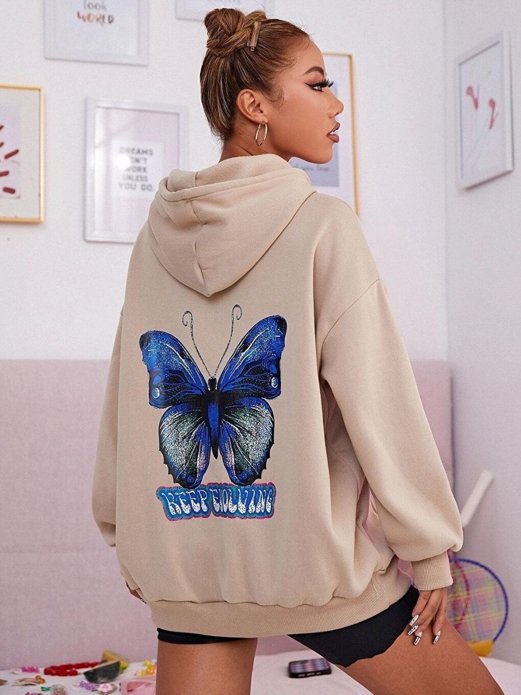 Kadın Bej Butterfly Baskılı Oversize Kapüşonlu Sweatshirt Hoodie-3