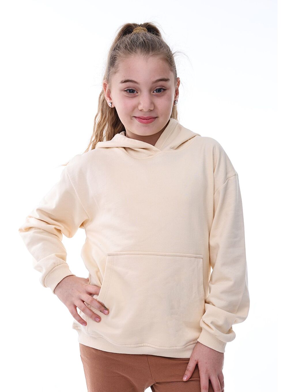 Basic Kapüşonlu Şardonlu Kanguru Cep Detaylı Çocuk Sweatshirt 3-10 Yaş Ekru-1
