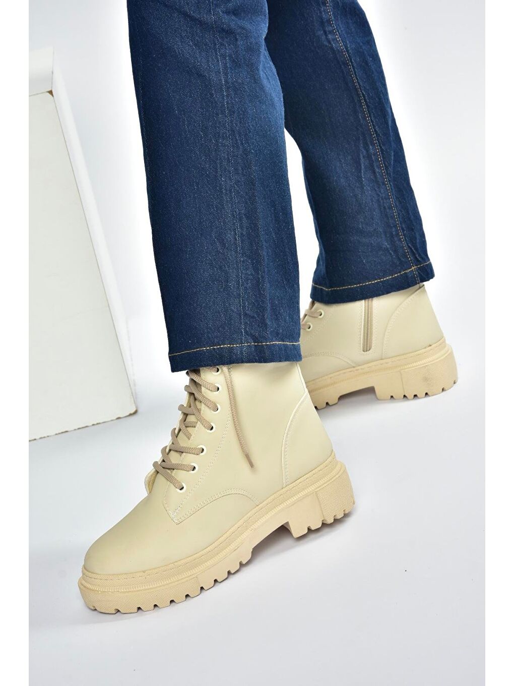 Bej Kadın Bot V973192401-3