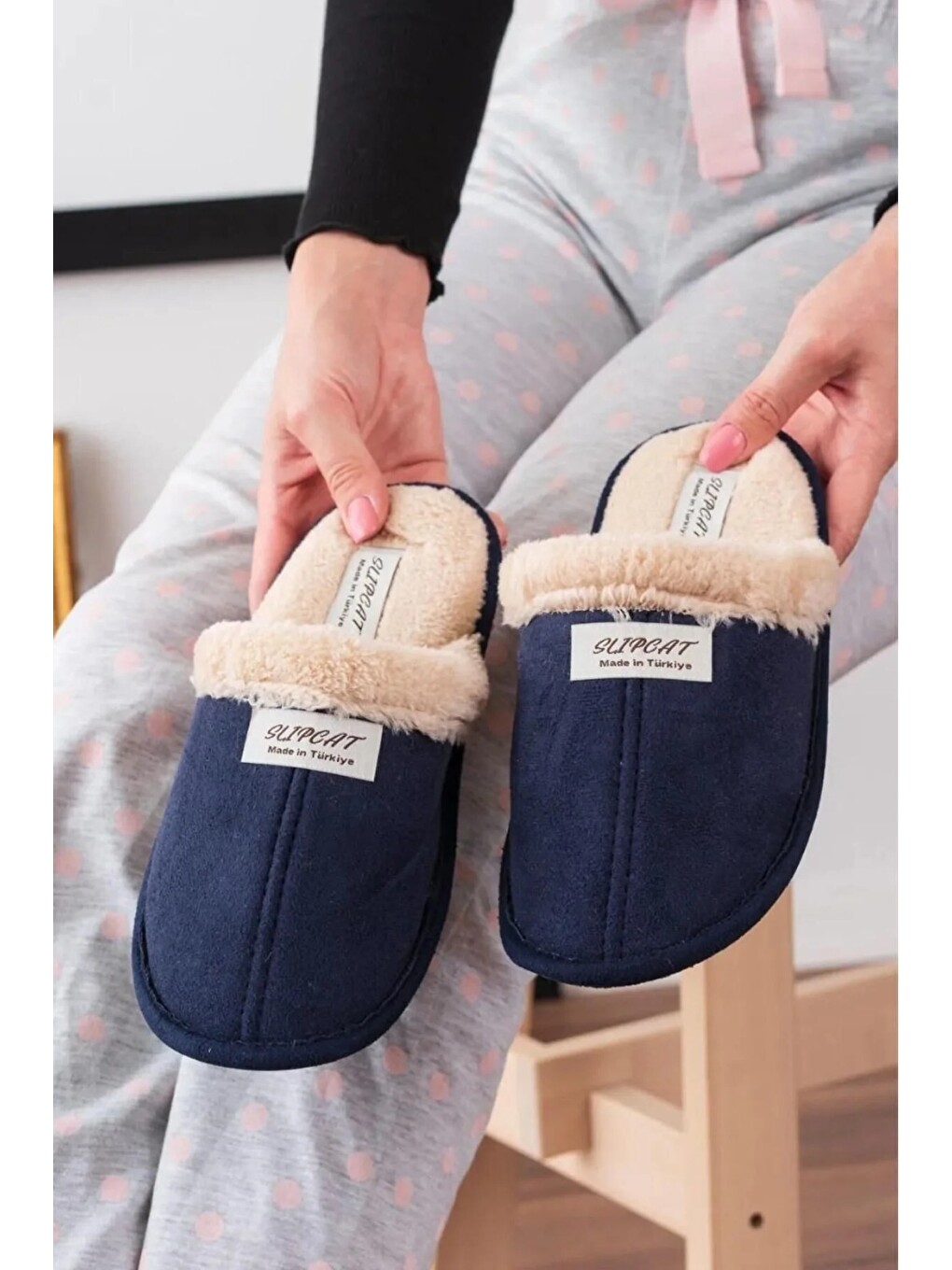 Karışık Unisex Nakışlı Kadife Ev Terliği-3