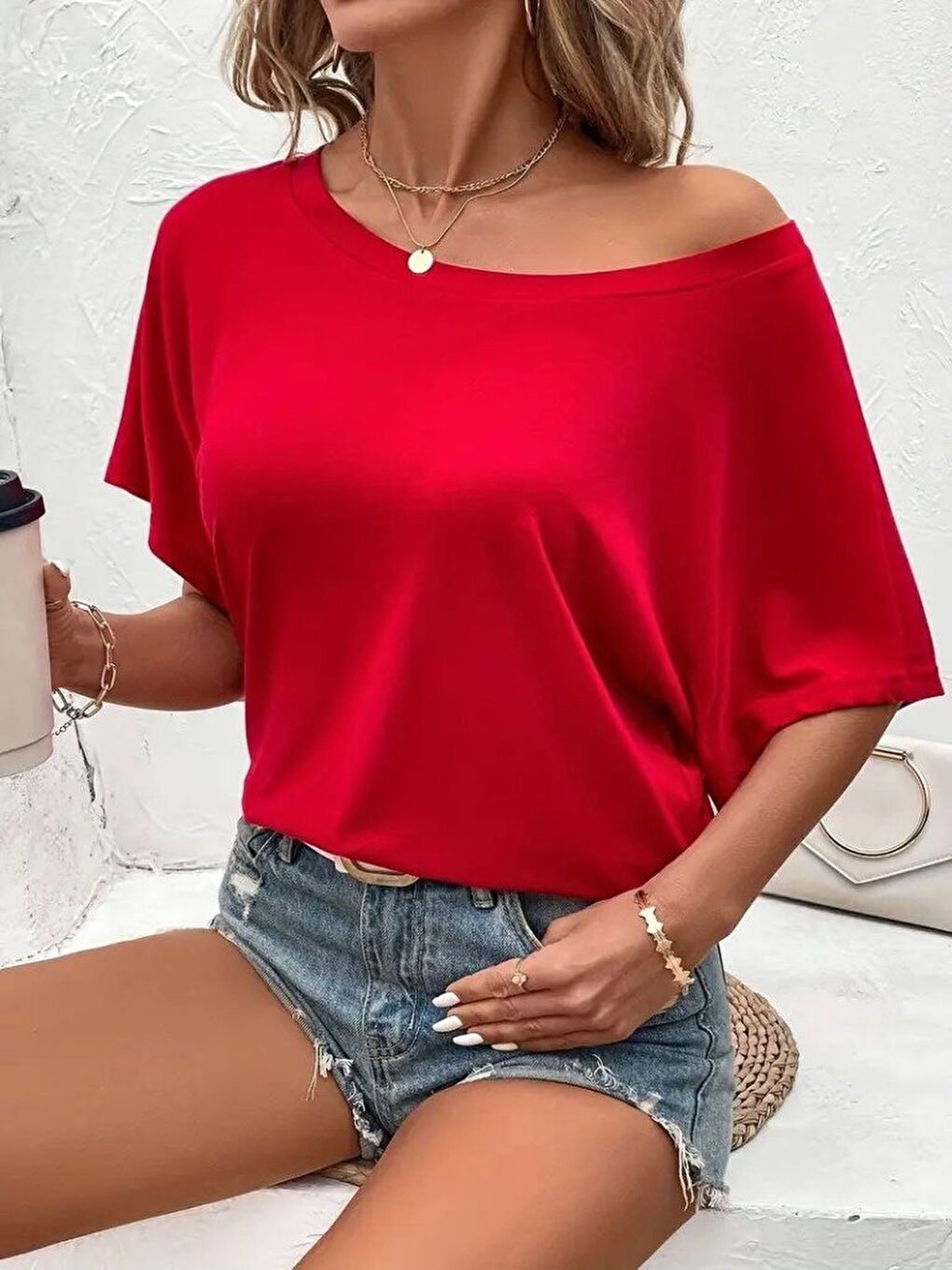 Kırmızı Kadın Tek Omuzu Açık Kısa Kollu Salaş Viskon Bluz-2