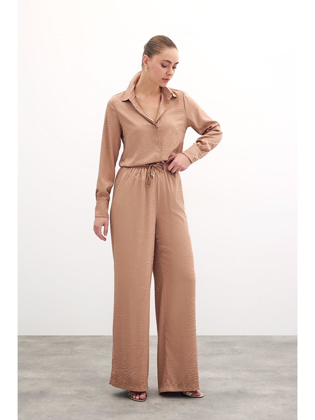 Kahverengi Zebra Desenli Salaş Pantolon - Camel