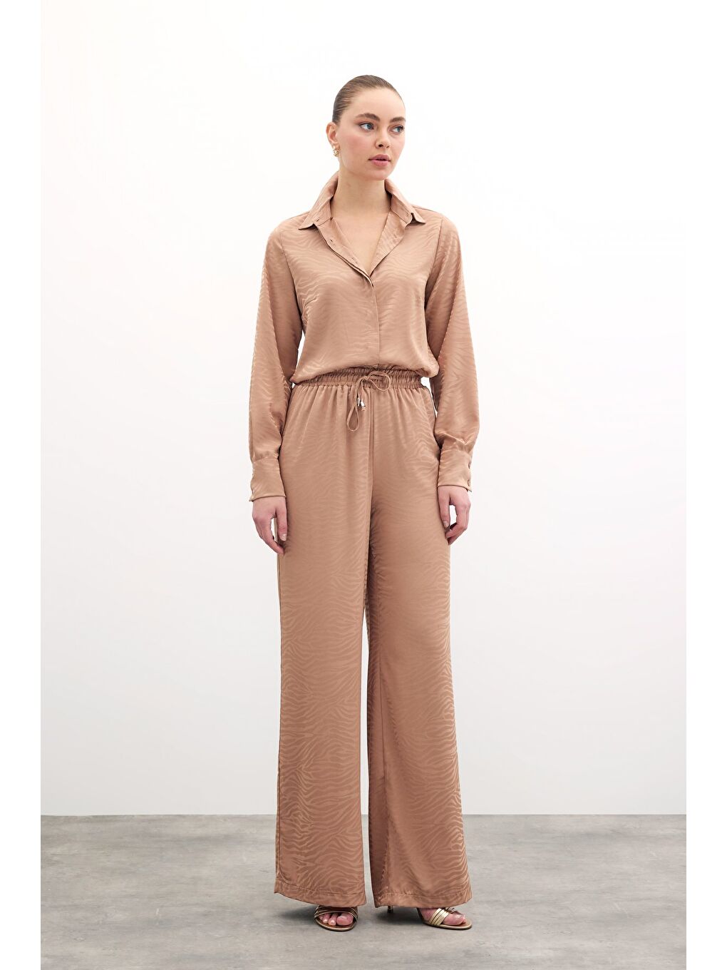 Kahverengi Zebra Desenli Salaş Pantolon - Camel-1